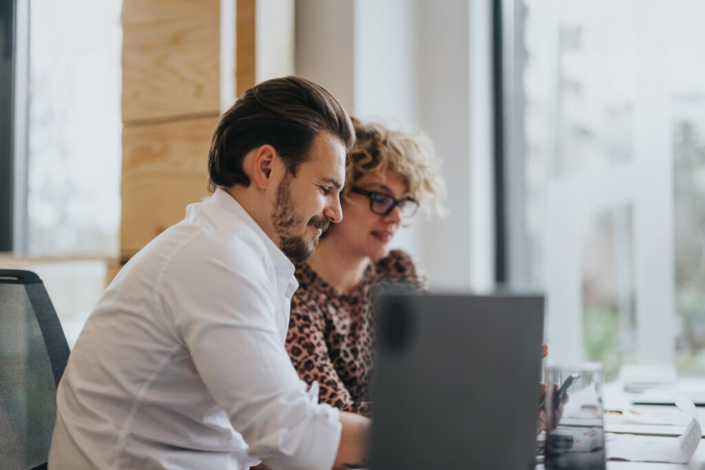 Powering Small Business Success: How Lili Transformed Dun & Bradstreet’s Customers’ Business Finances With Integrated Banking And Accounting 